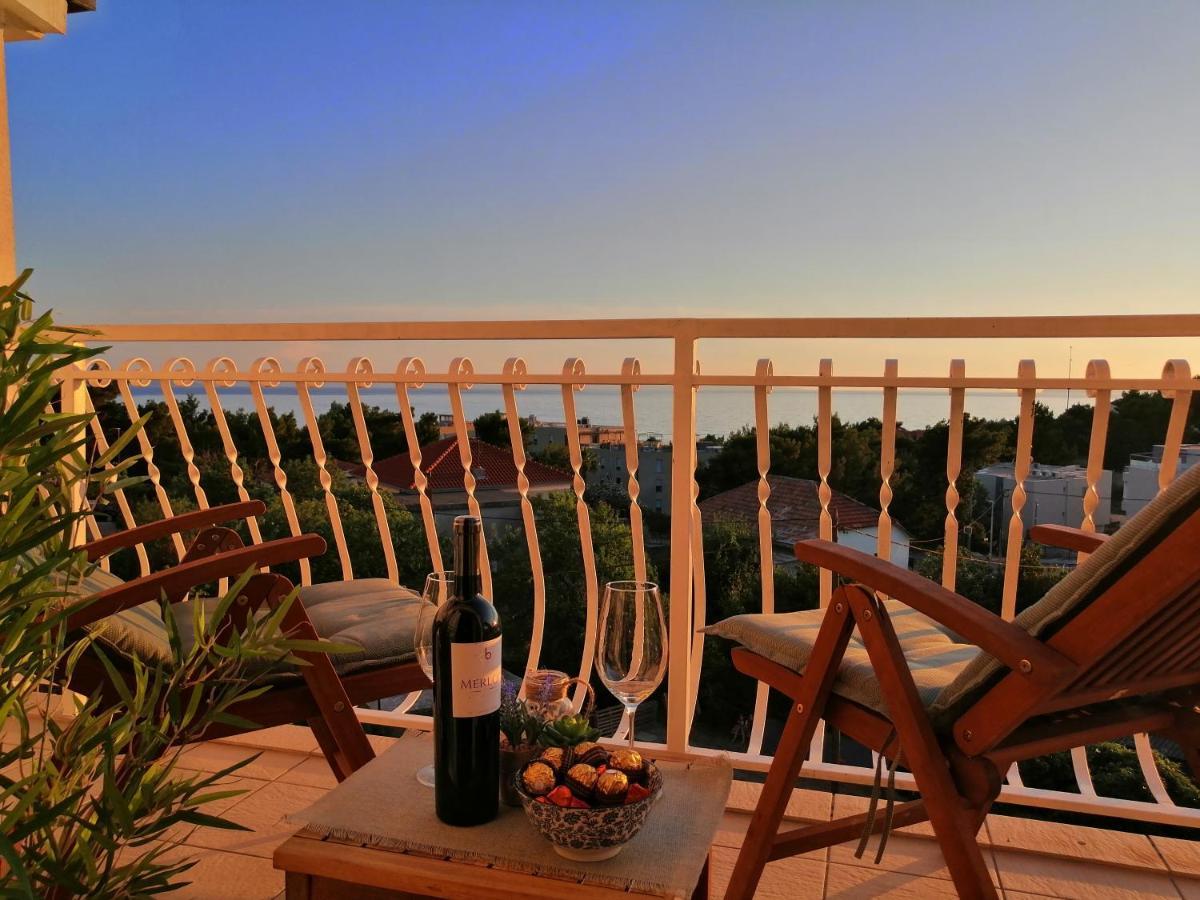 Apartment Near The Sea-Self Check-In Podstrana Exterior photo