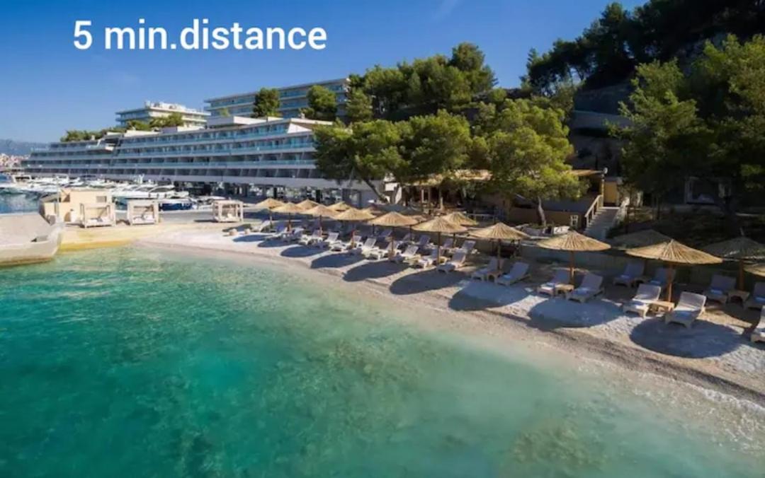 Apartment Near The Sea-Self Check-In Podstrana Exterior photo